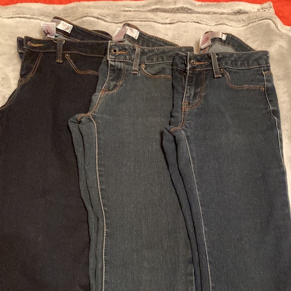 3 pairs of No Boundaries bootcut jeans size 3. - Picture 2 of 3